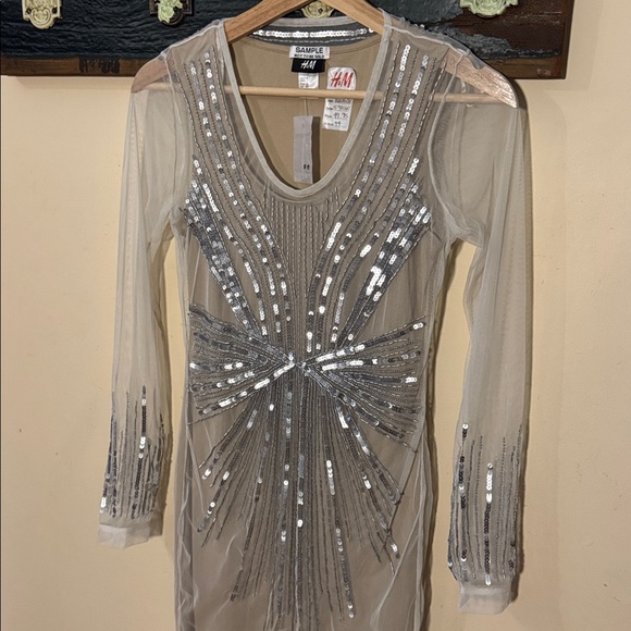 H&M Silver Sequin Sheer Sample Dress Size XS - Picture 4 of 16